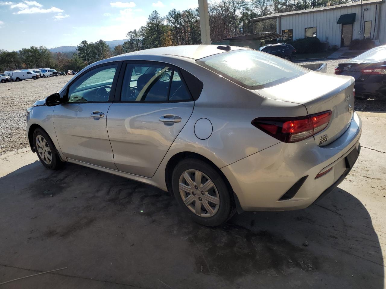 2023 Kia Rio - Image 2