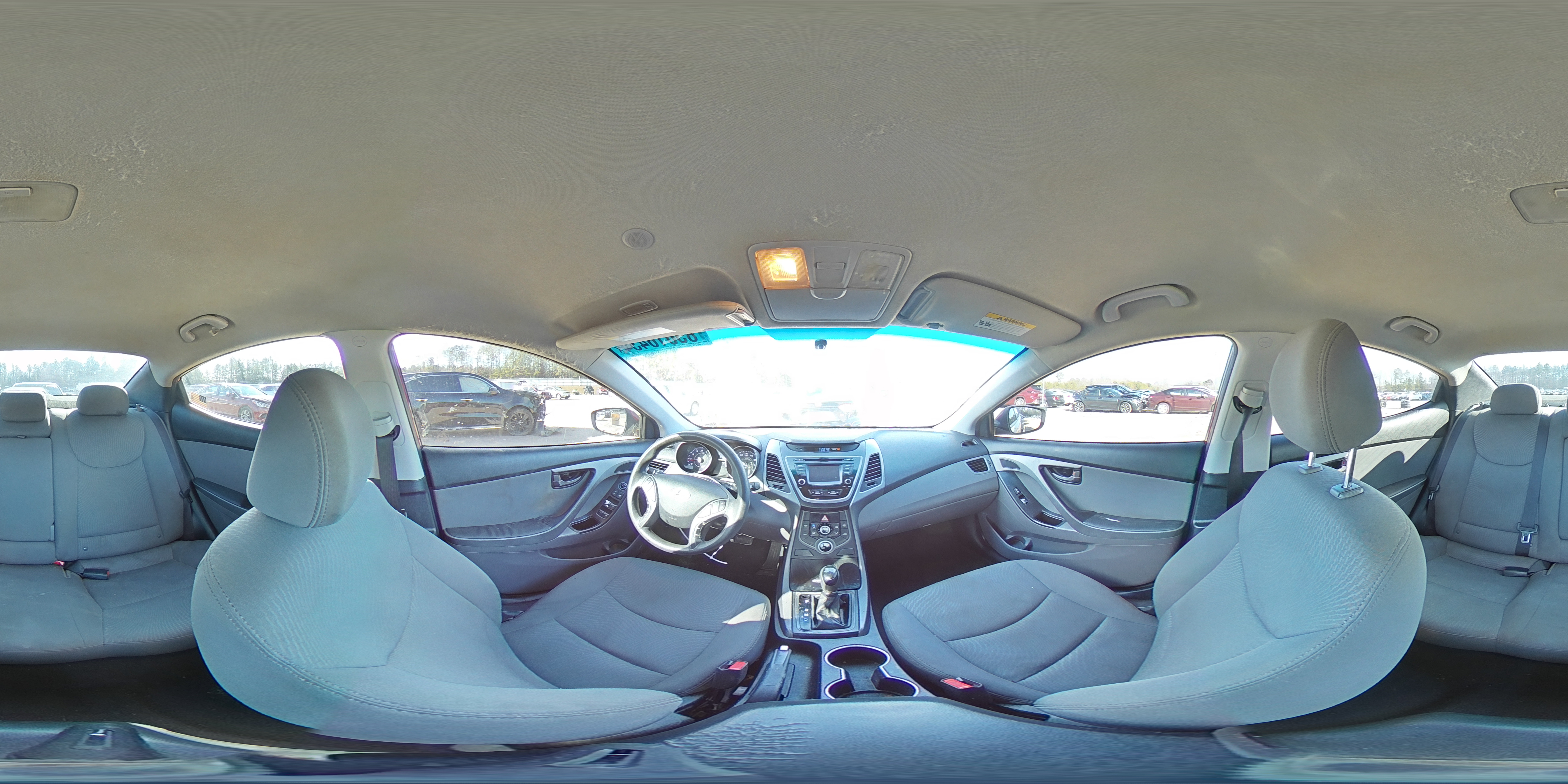 2015 Hyundai Elantra - Image 13