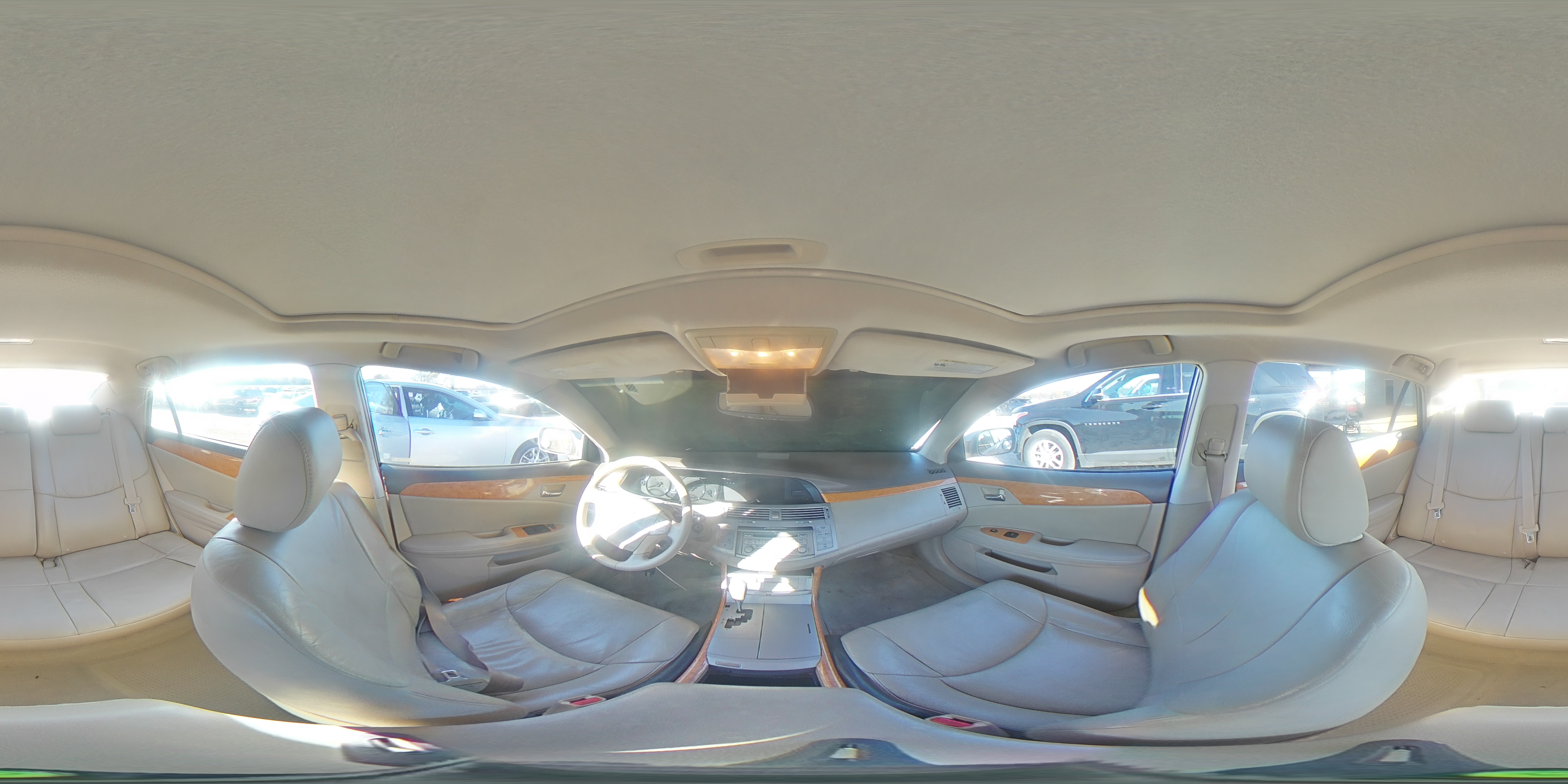 2005 Toyota Avalon - Image 12