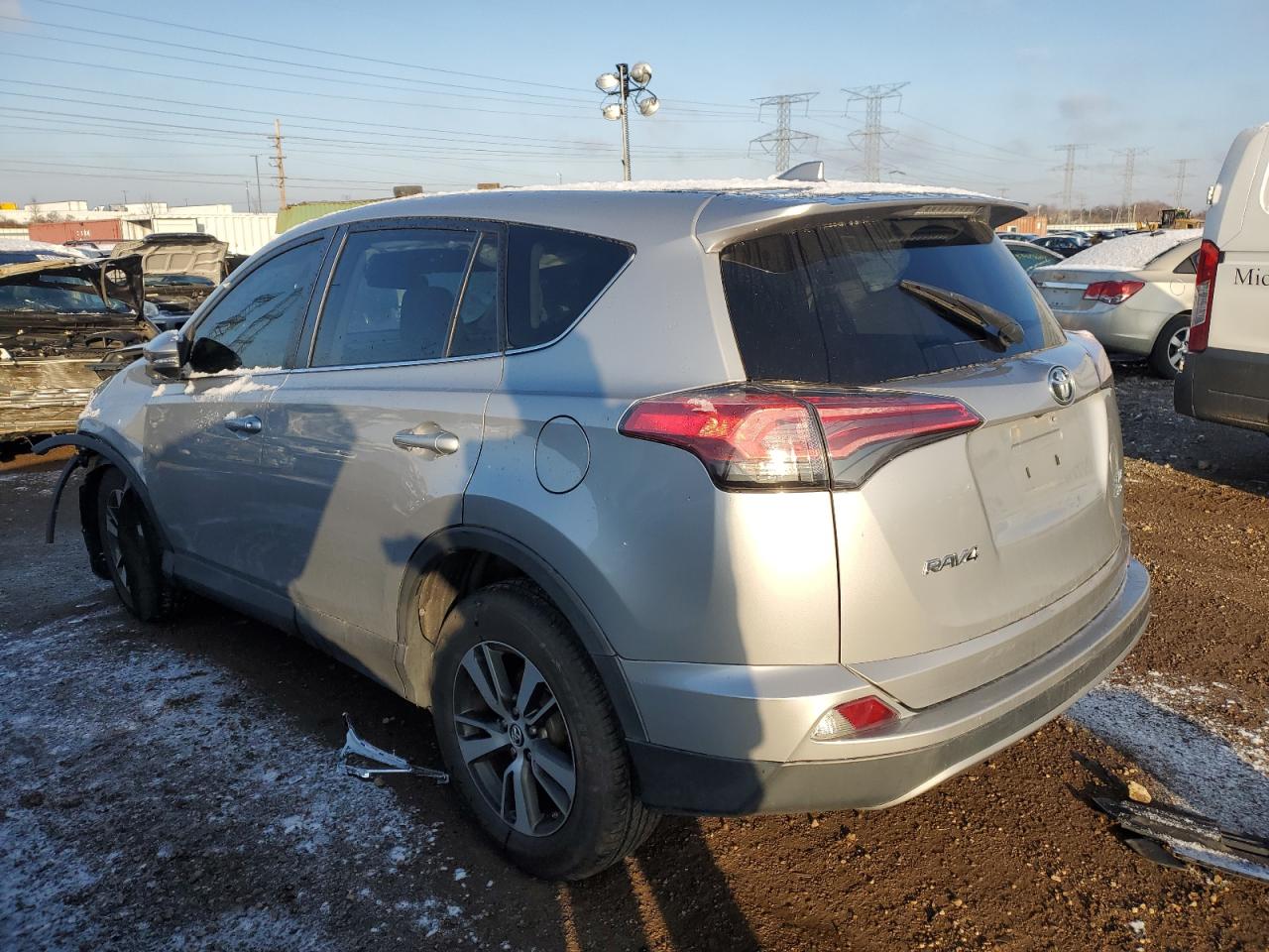 2018 Toyota RAV 4 - Image 2