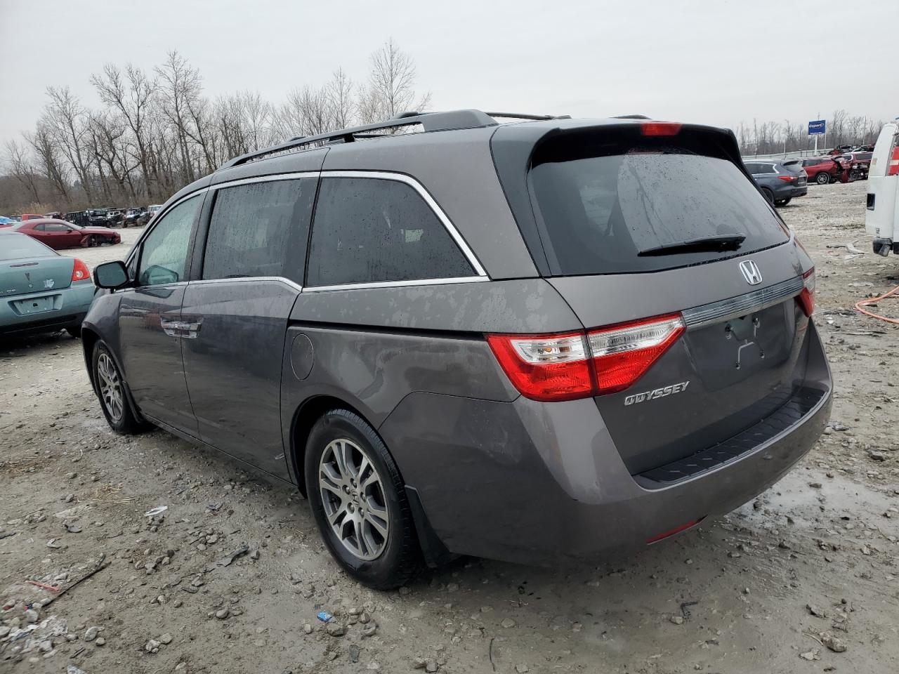 2013 Honda Odyssey - Image 2