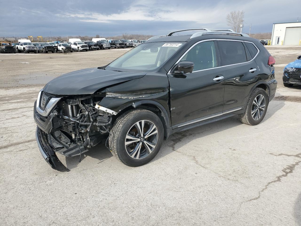 2017 Nissan Rogue - Image 1