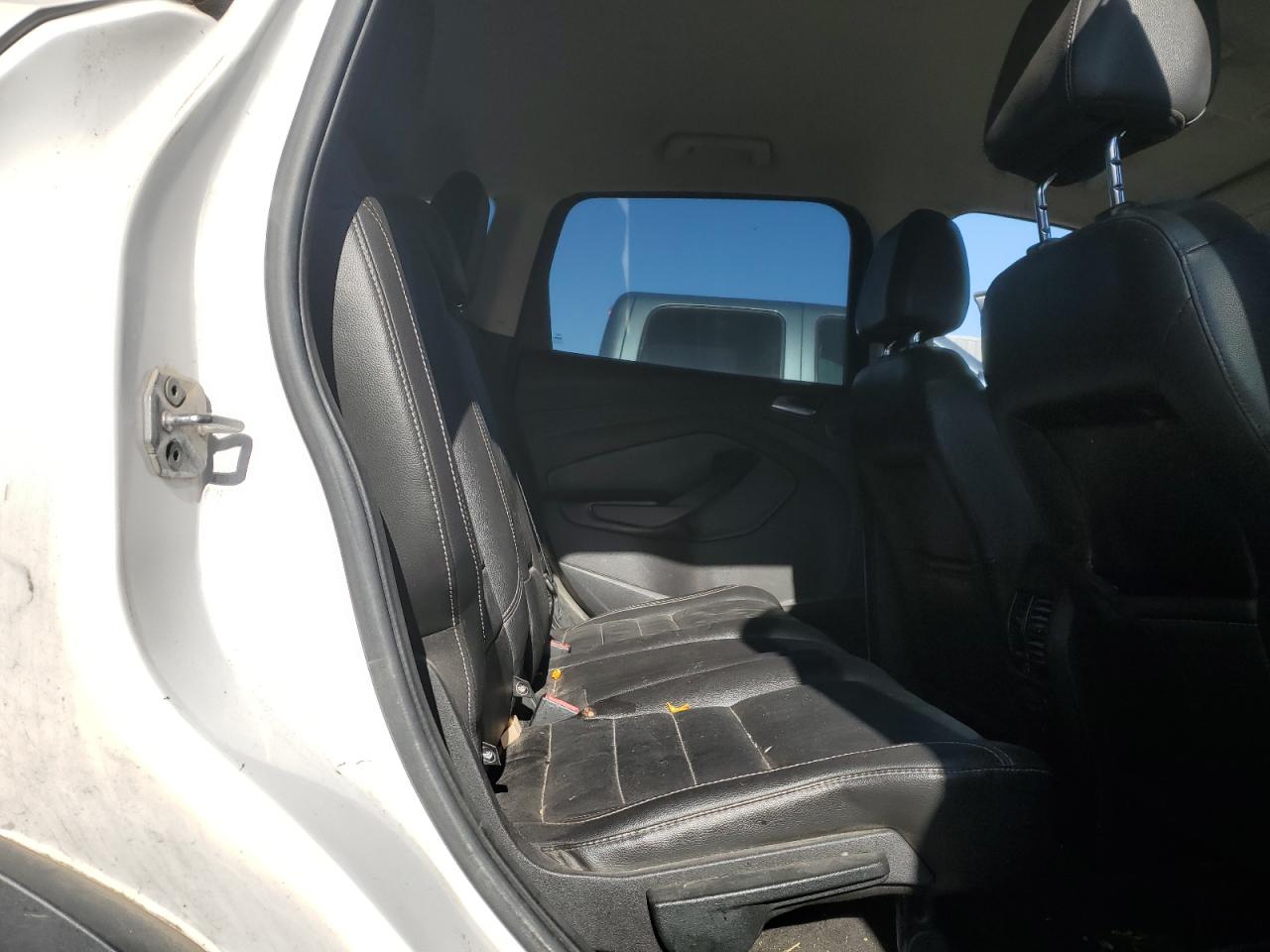 2014 Ford Escape - Image 11