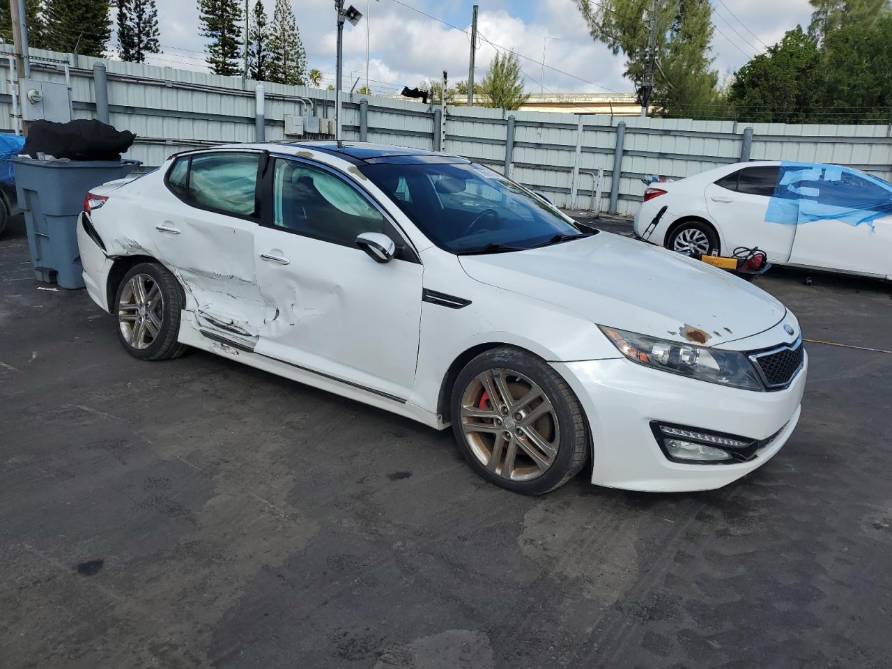 VIN 5XXGR4A6XDG157229 2013 KIA OPTIMA no.4