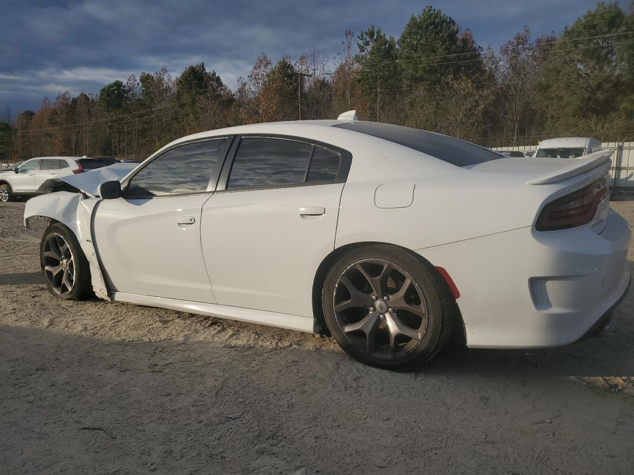 2C3CDXCT4KH633362 2019 DODGE CHARGER - Image 2