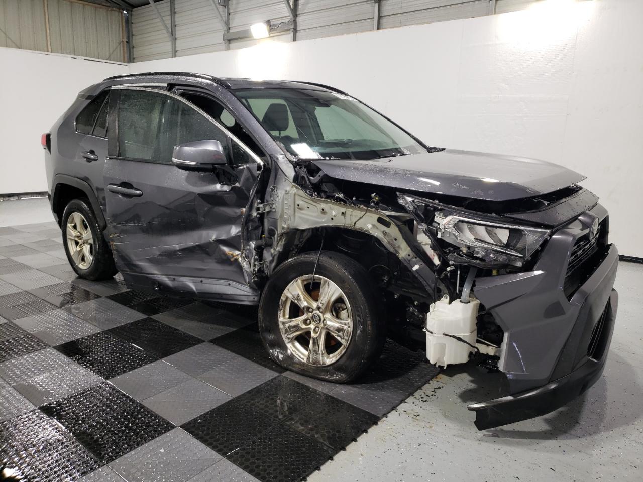 2020 Toyota RAV 4 - Image 4