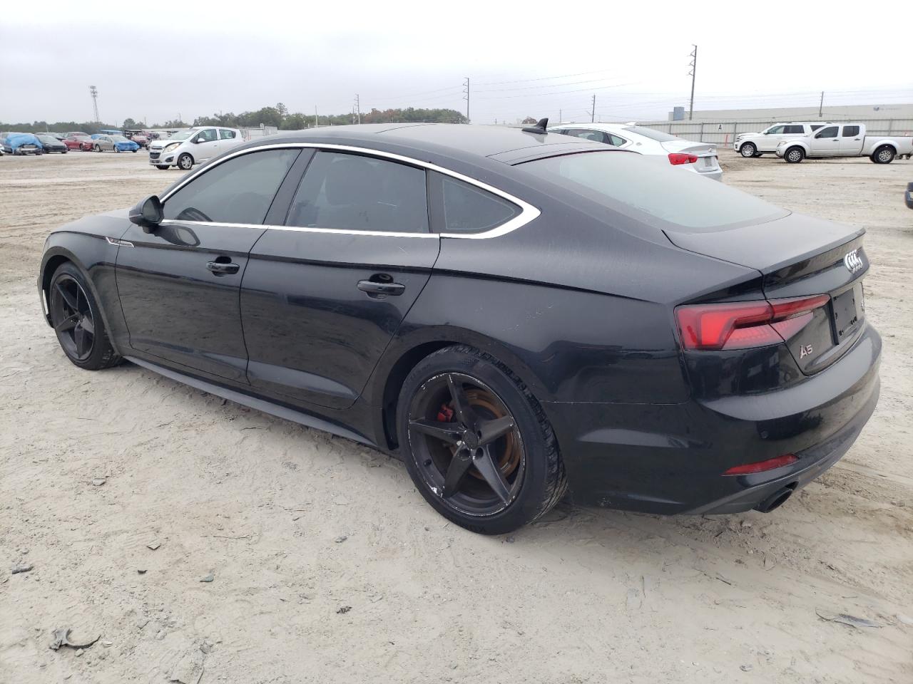 VIN WAUENCF54JA125202 2018 AUDI A5 no.2