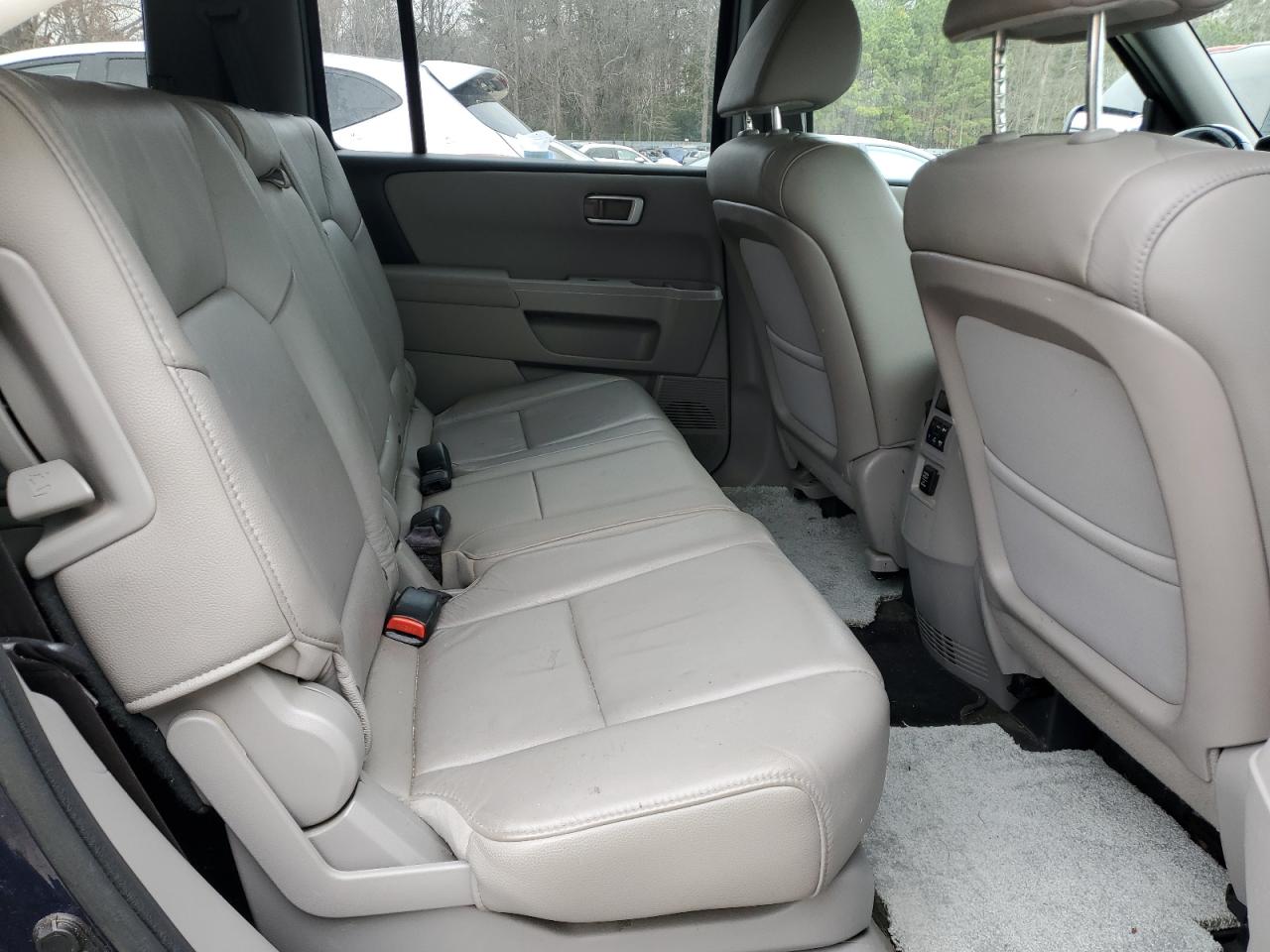 2015 Honda Pilot - Image 11