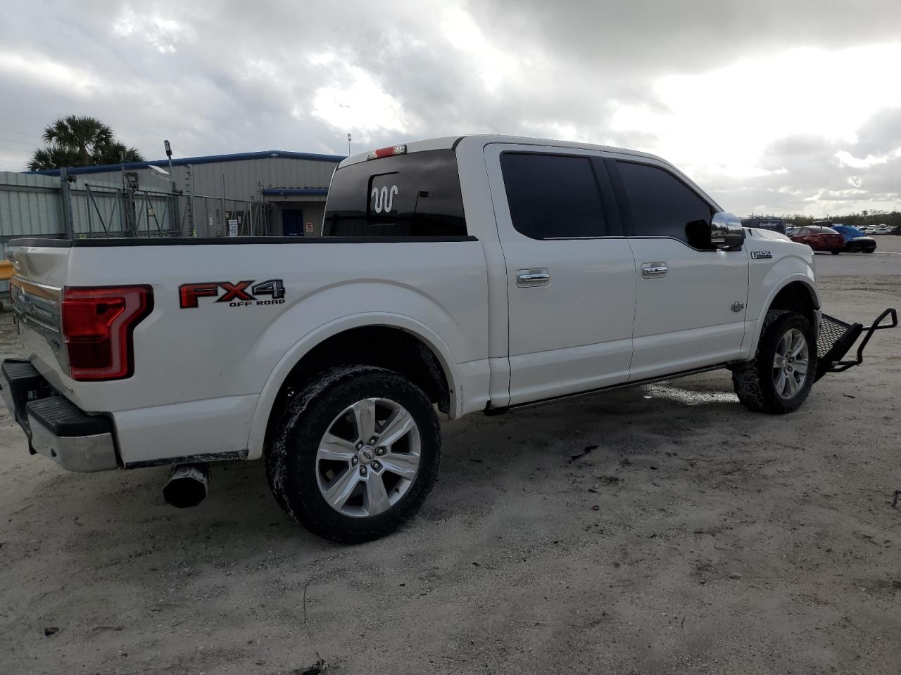 2015 Ford F-150 - Image 3