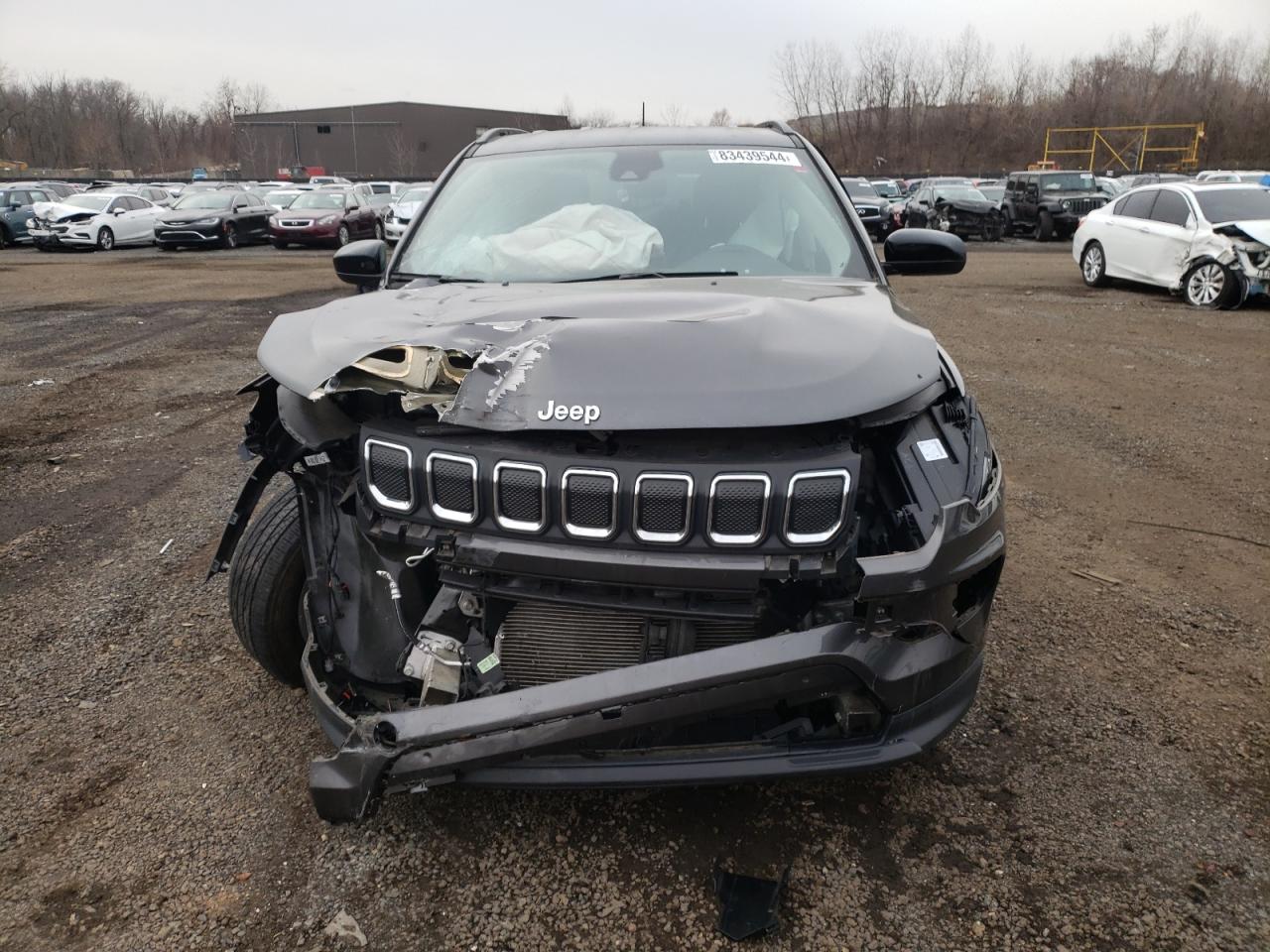 2022 Jeep Compass - Image 5