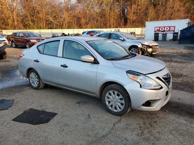  NISSAN VERSA 2019 Szary