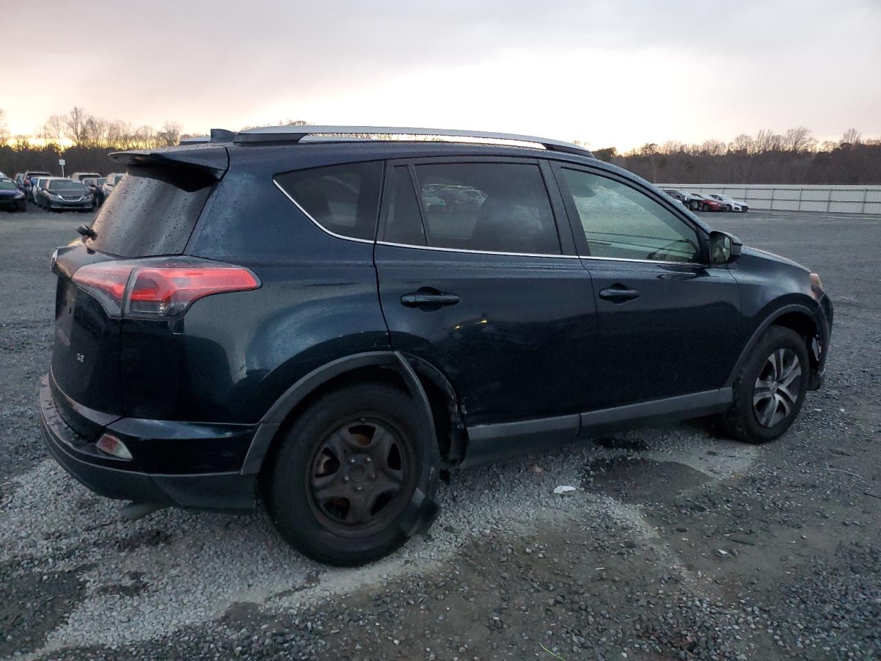 2017 Toyota RAV 4 - Image 3