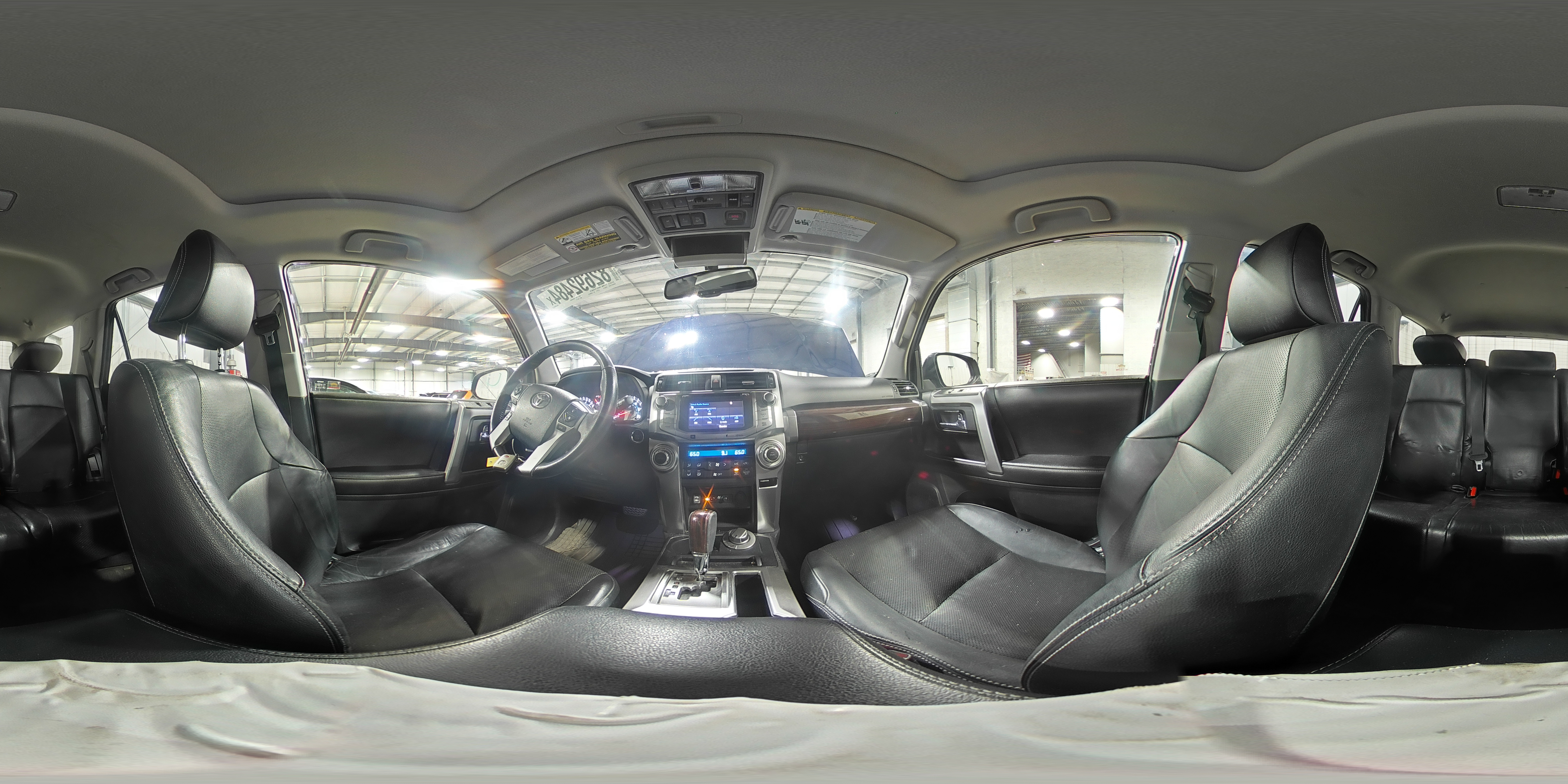 2014 Toyota 4Runner - Image 15
