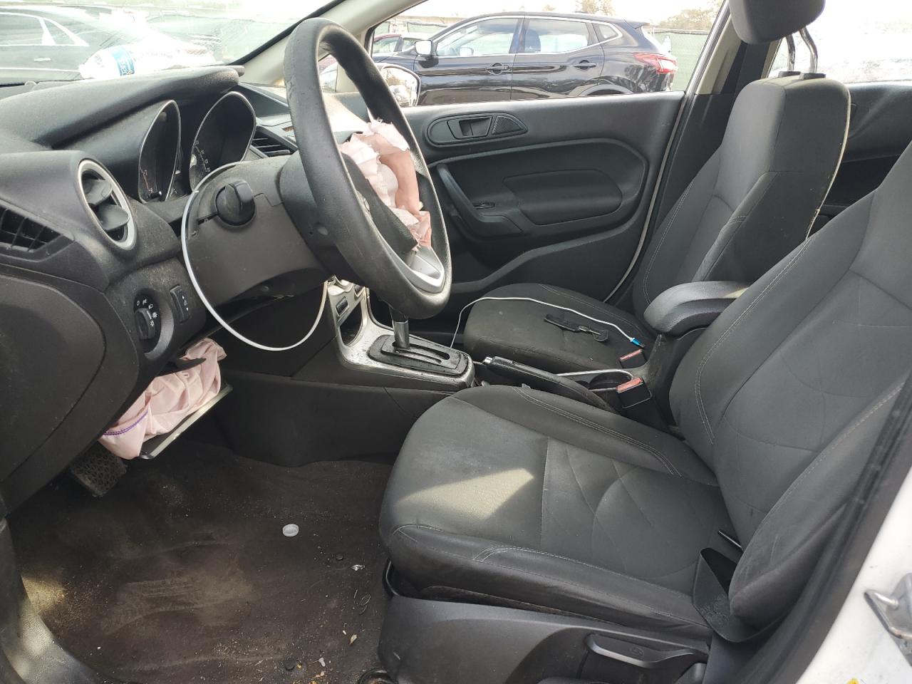 VIN 3FADP4EJXKM107987 2019 FORD FIESTA no.7