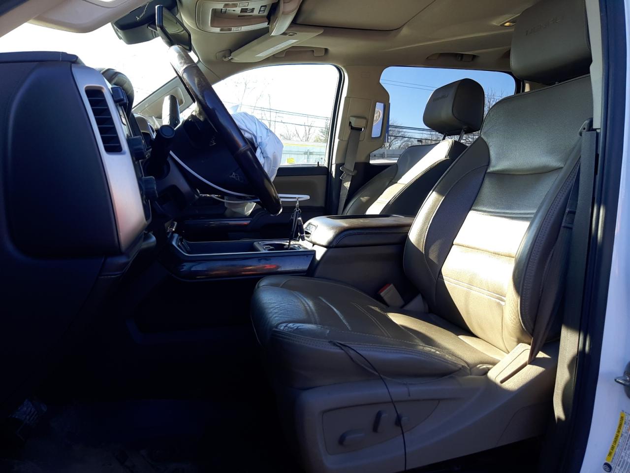 2016 GMC Sierra K2500 Denali VIN: 1GT12UE85GF114233 Lot: 83397664