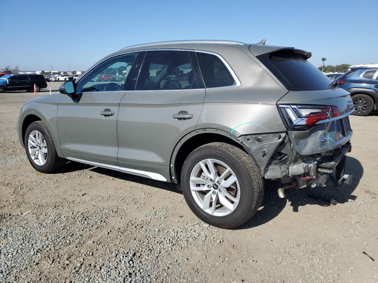 VIN WA1GAAFY4P2090776 2023 AUDI Q5 no.2