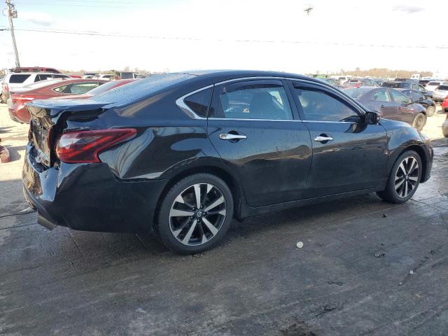  NISSAN ALTIMA 2018 Czarny