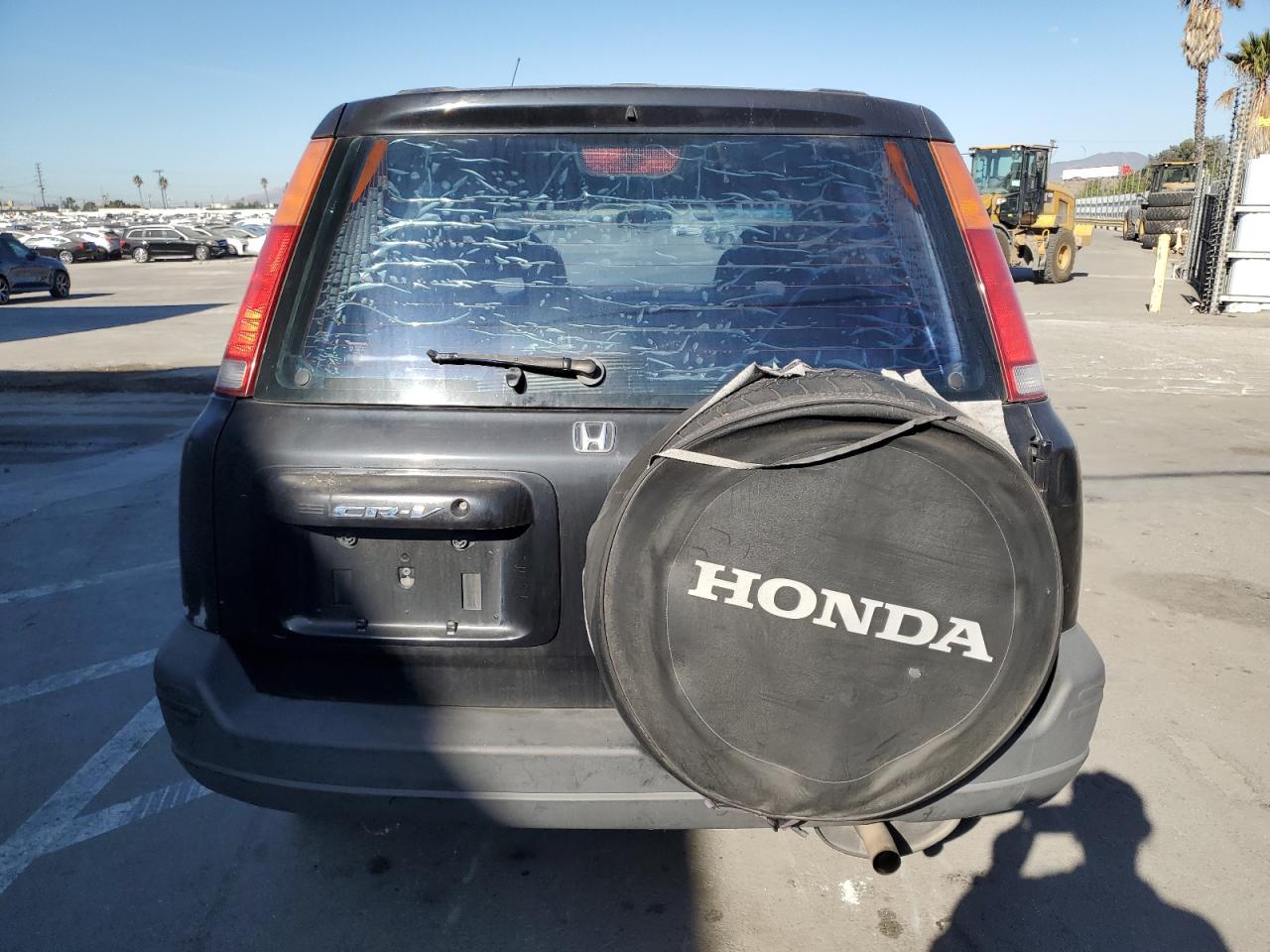 2000 Honda Cr-V Lx VIN: JHLRD2848YC006656 Lot: 84562074