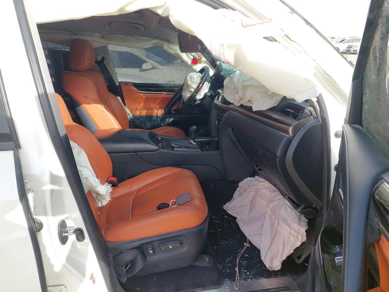 JTJHY00W5G4189597 - 2016 Lexus LX570 - #84977124
