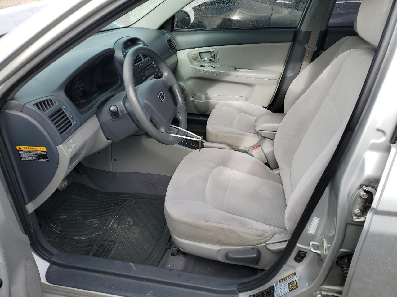 2009 Kia Spectra - Image 7