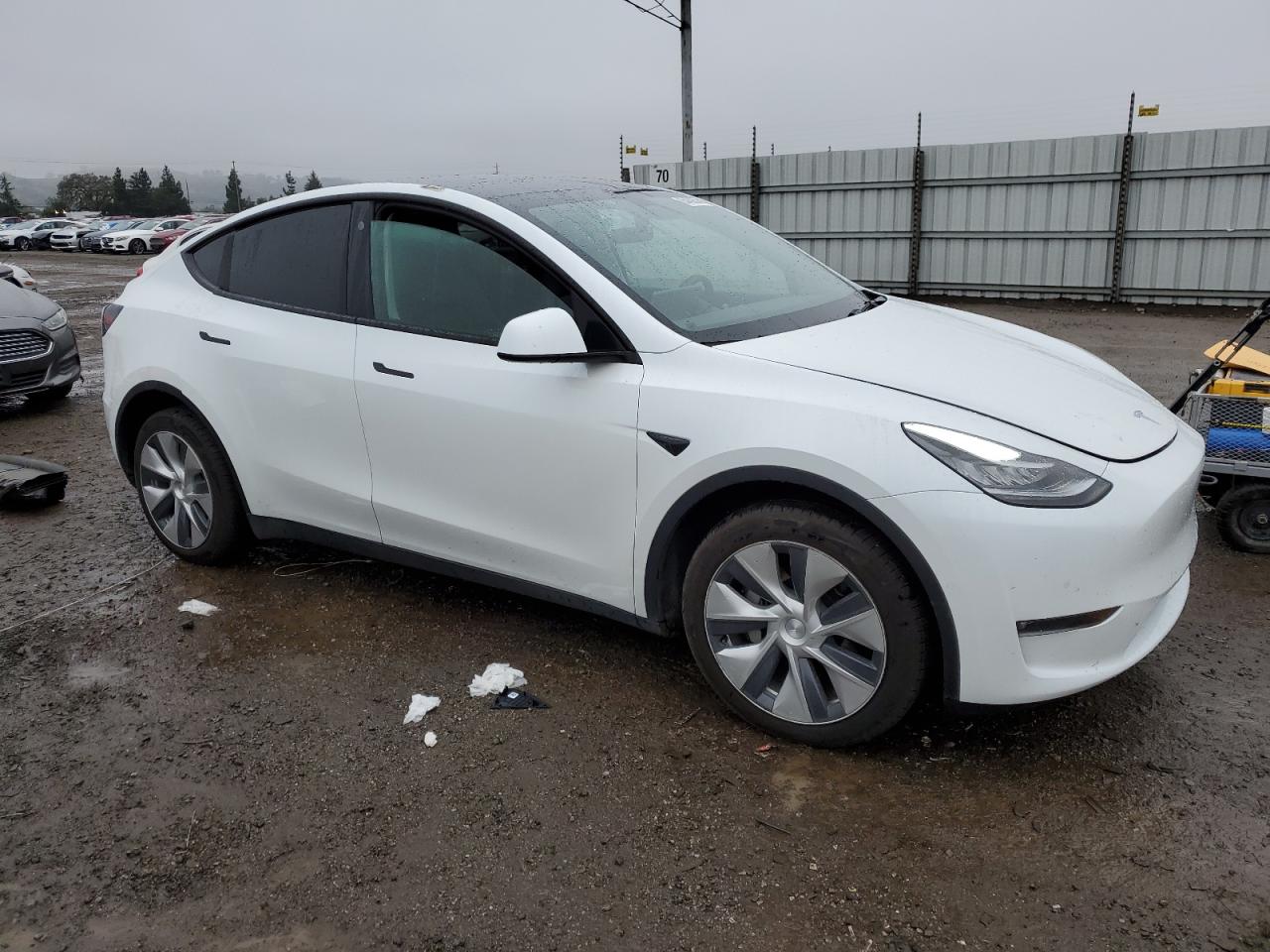 VIN 5YJYGDEE7MF295647 2021 TESLA MODEL Y no.4