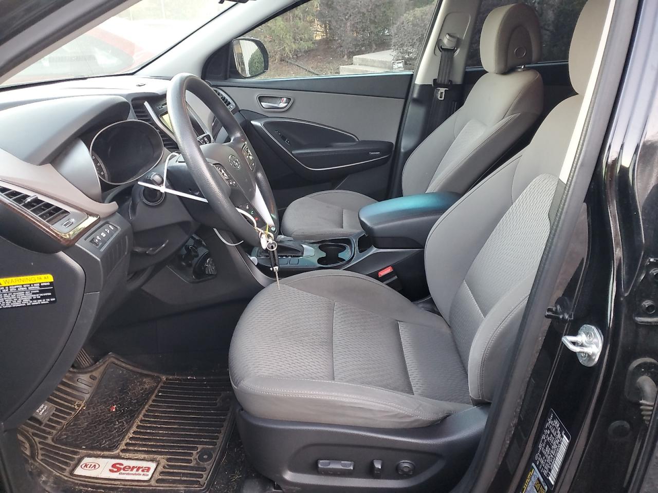 2019 Hyundai Santa Fe - Image 7