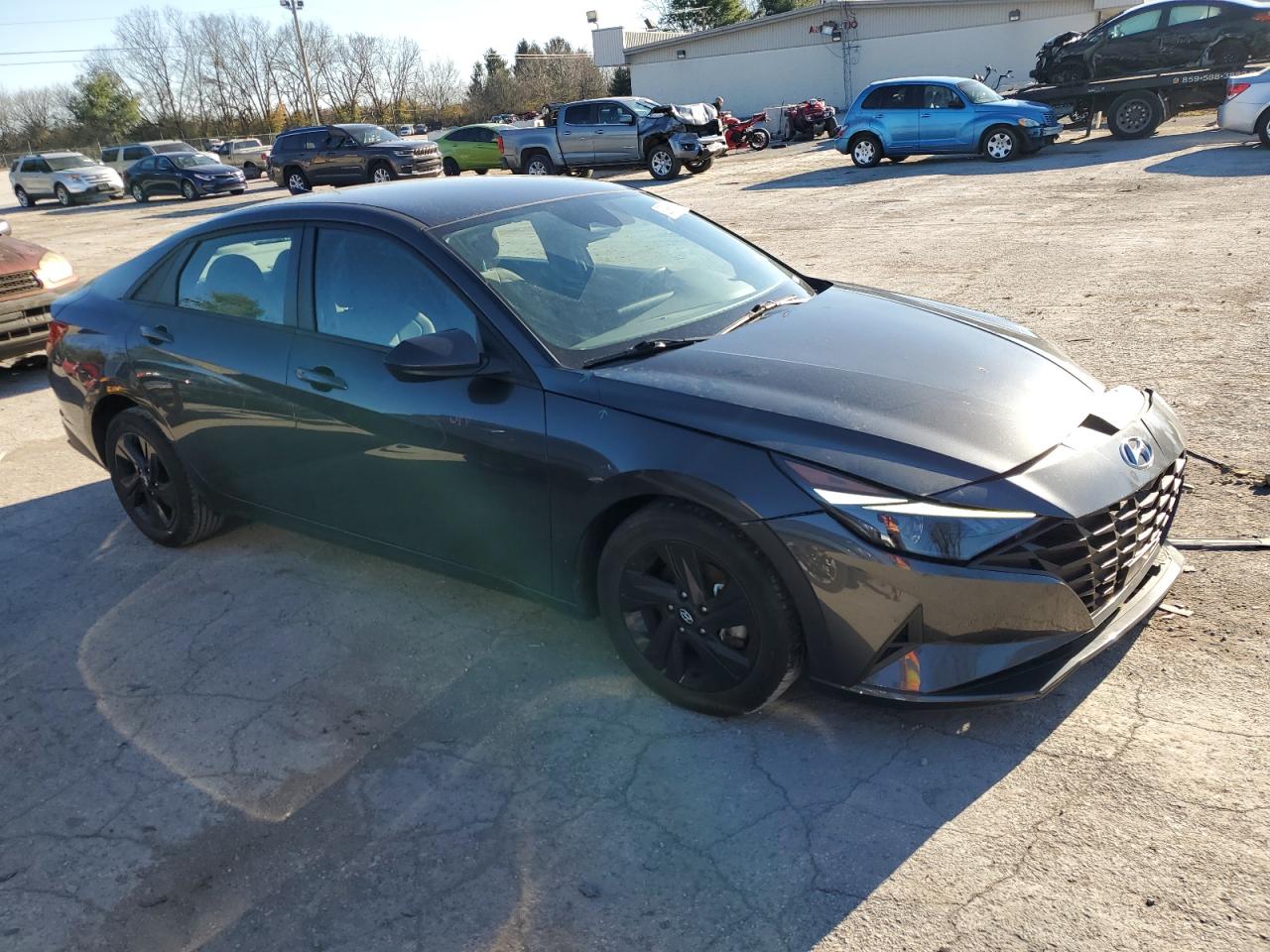 2021 Hyundai Elantra - Image 4