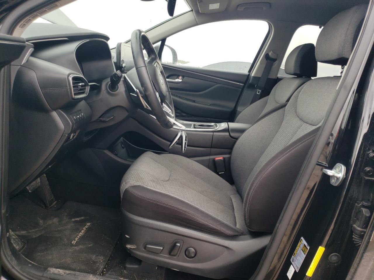 2022 Hyundai Santa Fe - Image 7