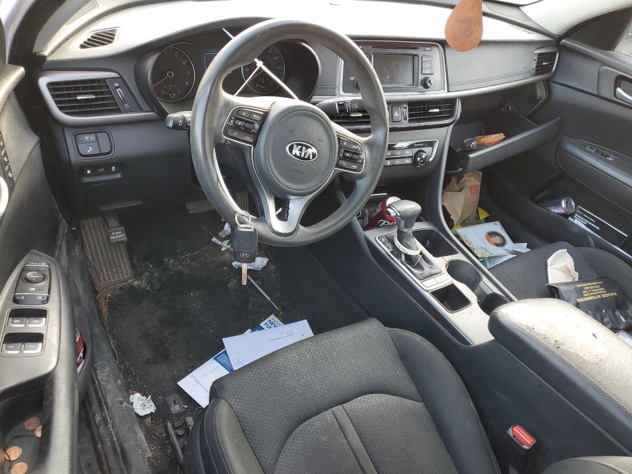 2017 Kia Optima - Image 8
