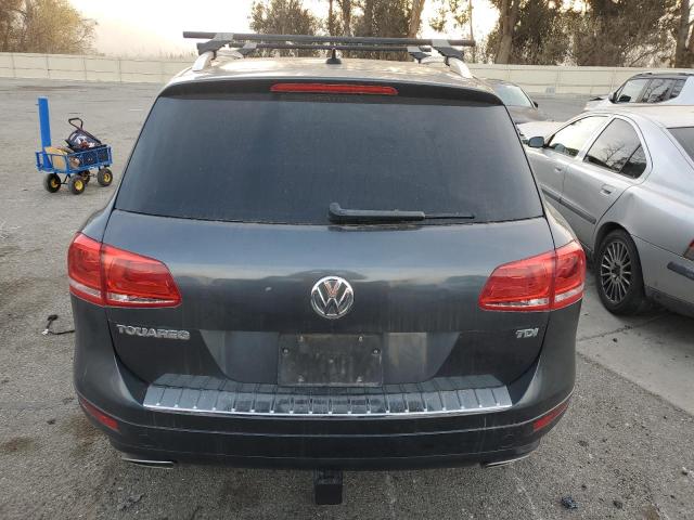  VOLKSWAGEN TOUAREG 2014 Gray