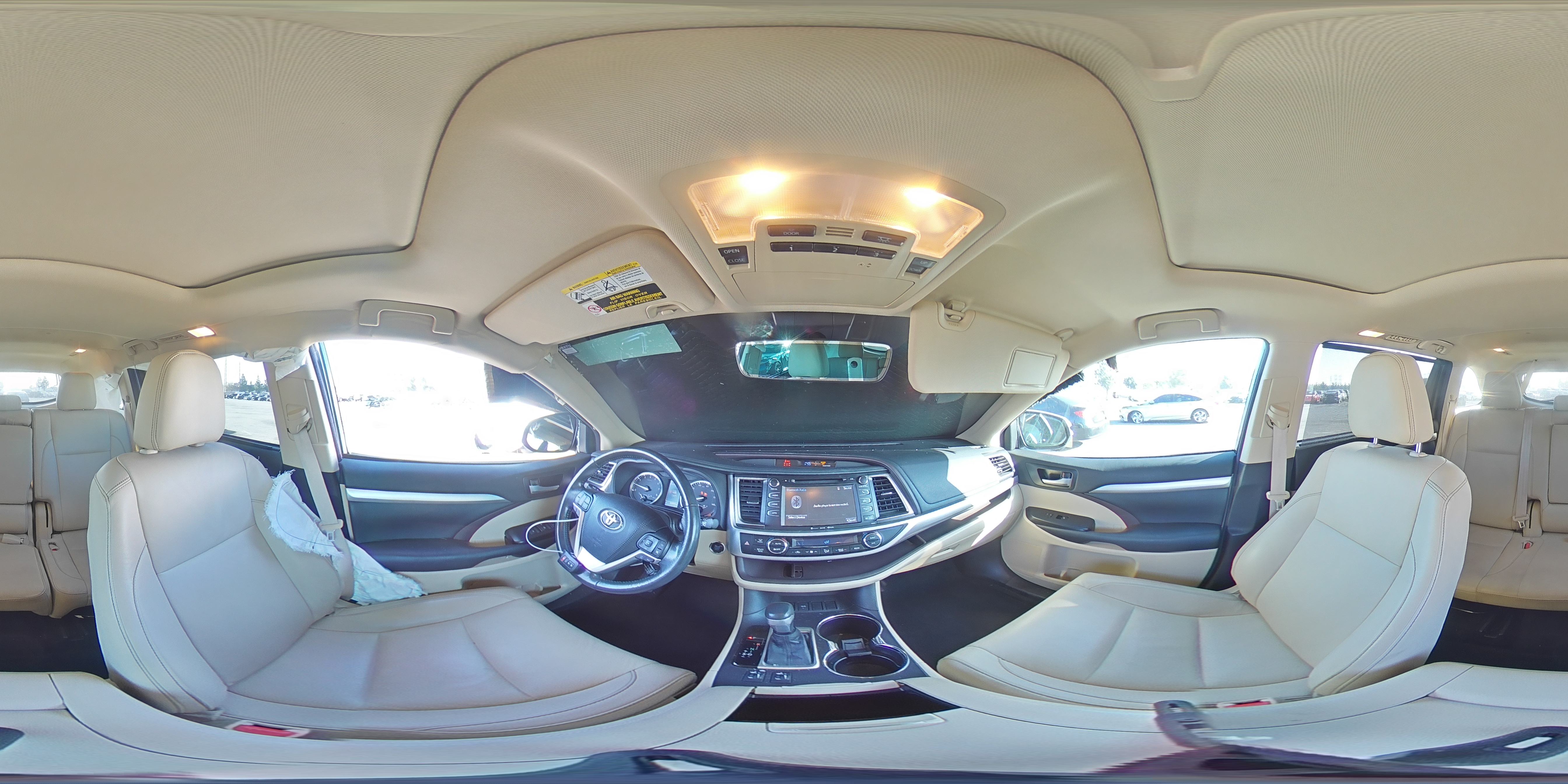 2018 Toyota Highlander - Image 14