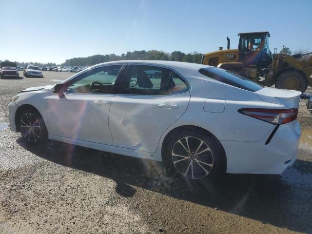  TOYOTA CAMRY 2018 White