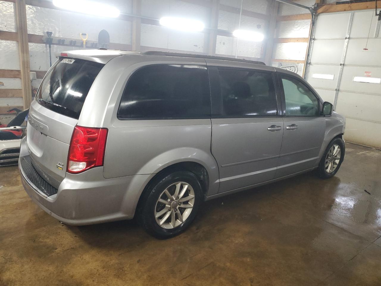 VIN 2C4RDGCGXGR363449 2016 DODGE CARAVAN no.3