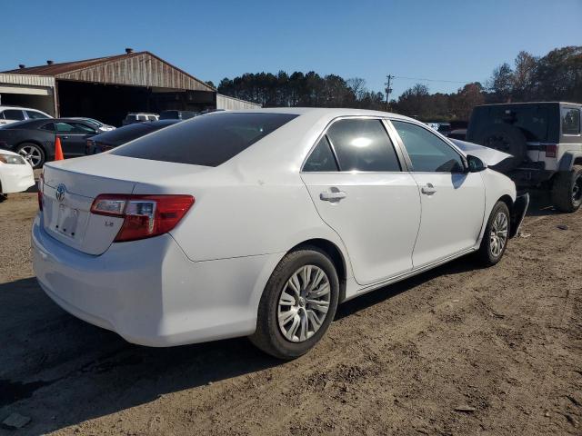  TOYOTA CAMRY 2013 Белы