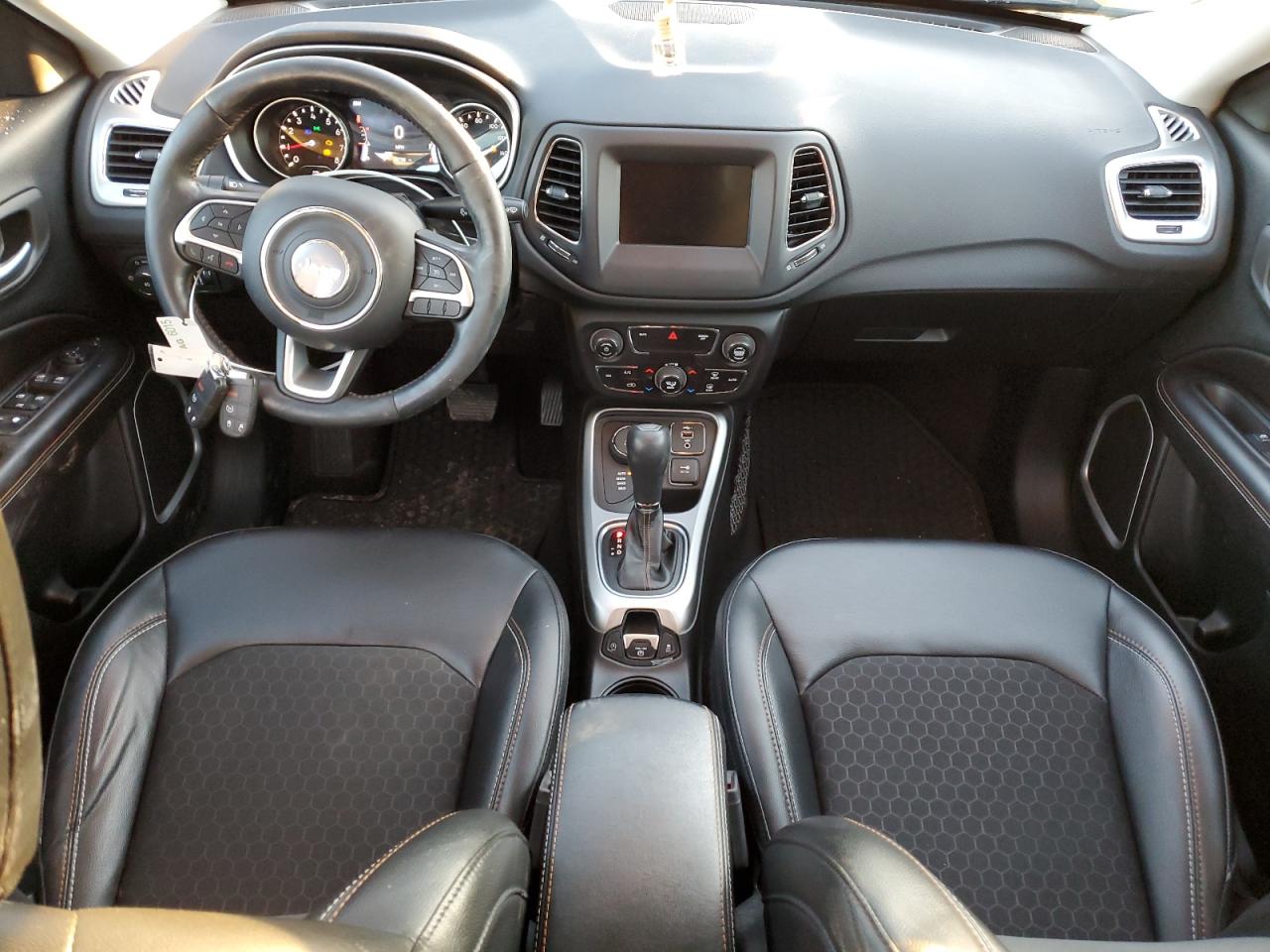 2019 Jeep Compass - Image 8