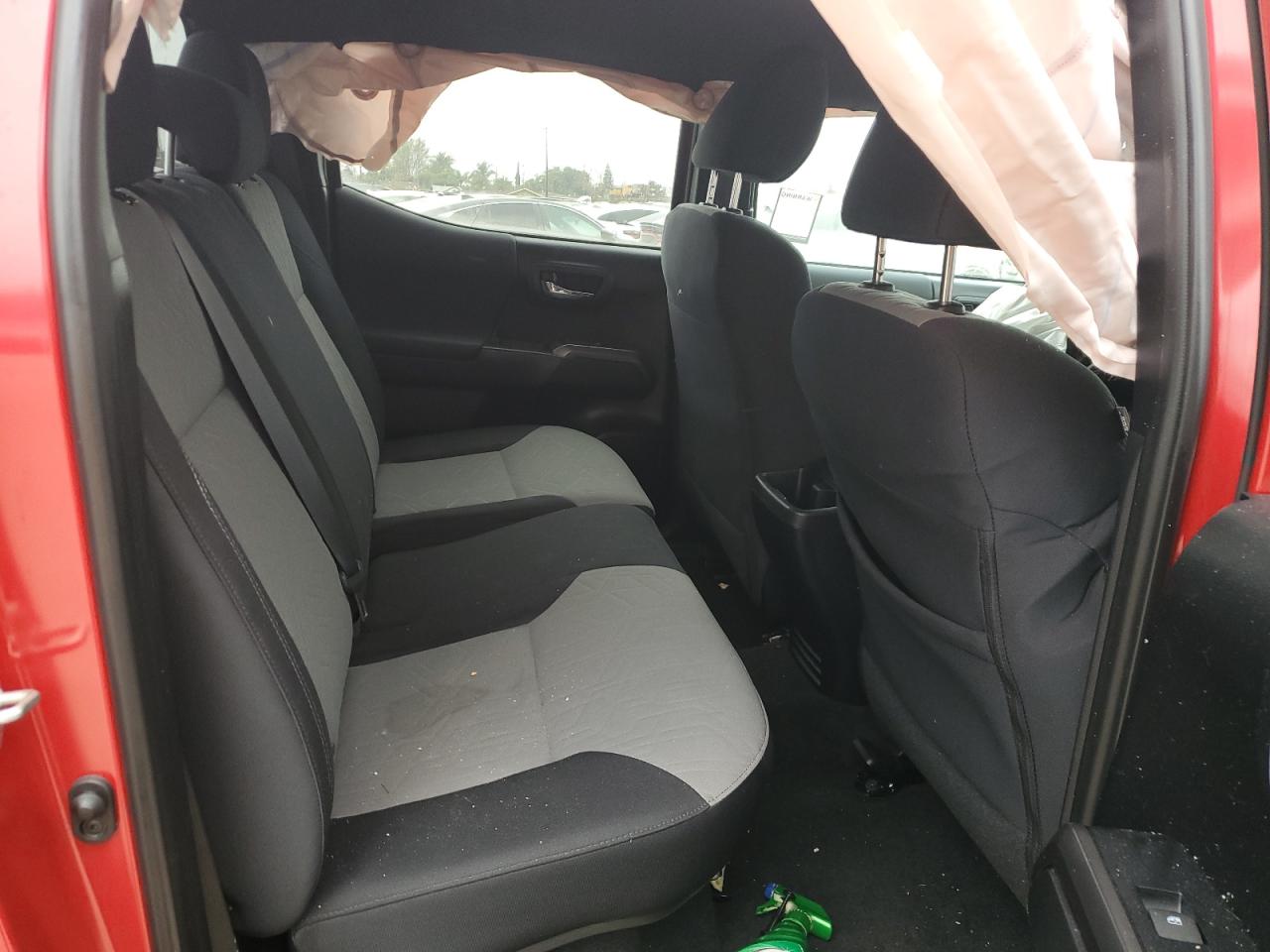 2020 Toyota Tacoma - Image 11