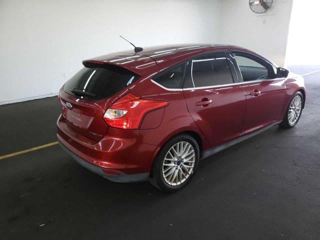 Hatchbacks FORD FOCUS 2014 Burgundy