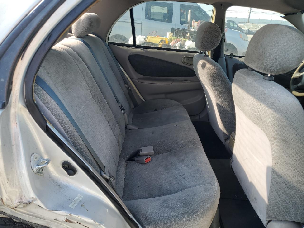 2000 Toyota Corolla - Image 10