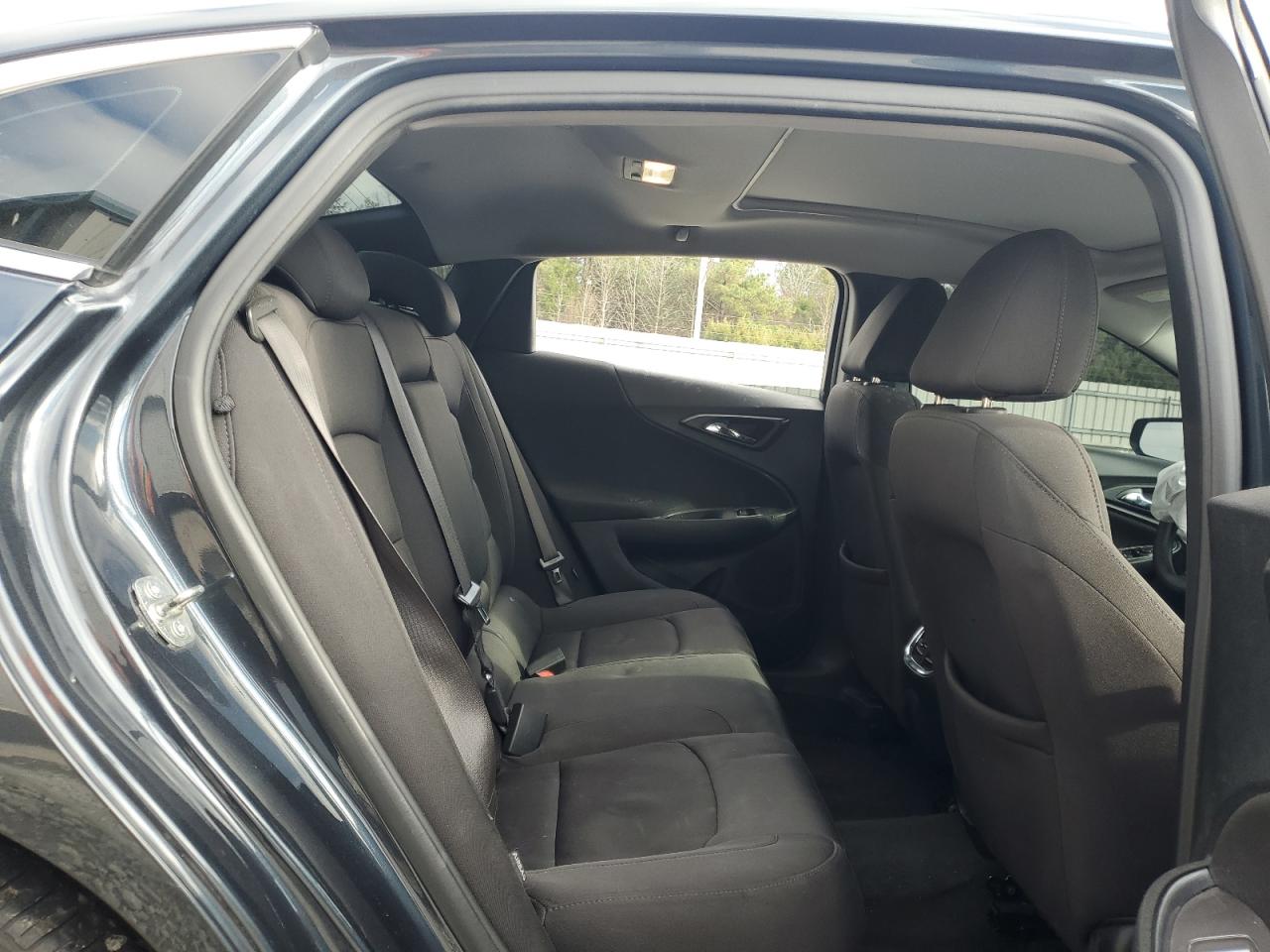 2021 Chevrolet Malibu - Image 10