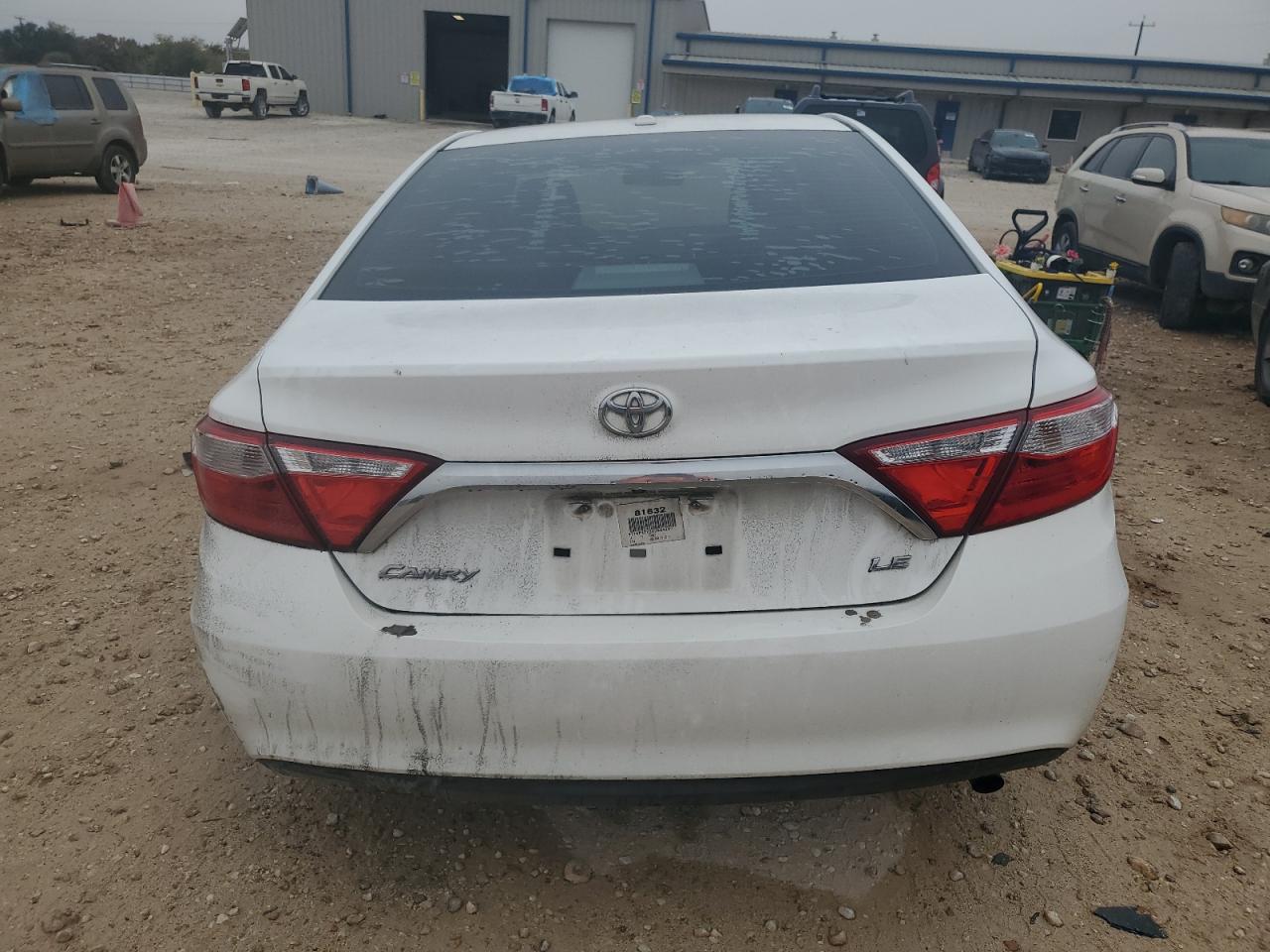 VIN 4T1BF1FK2GU549297 2016 TOYOTA CAMRY no.6