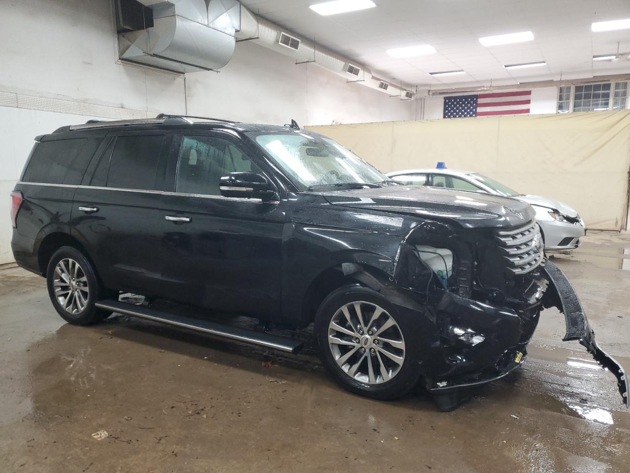 2018 Ford Expedition - Image 4