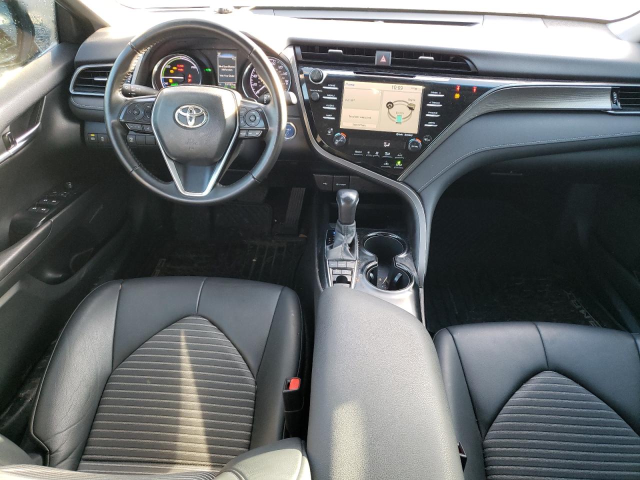 2020 Toyota Camry - Image 8