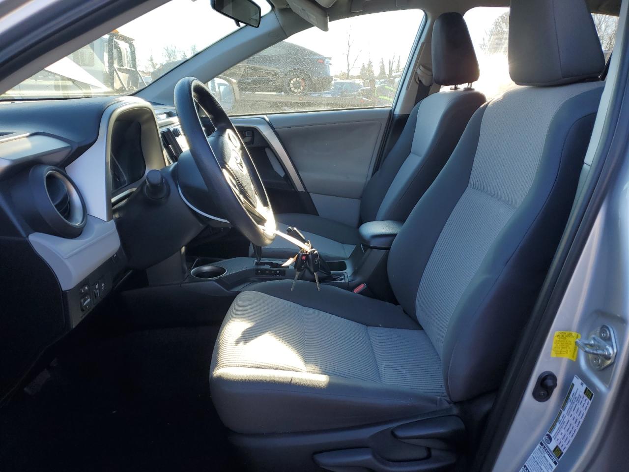 2013 Toyota RAV 4 - Image 7