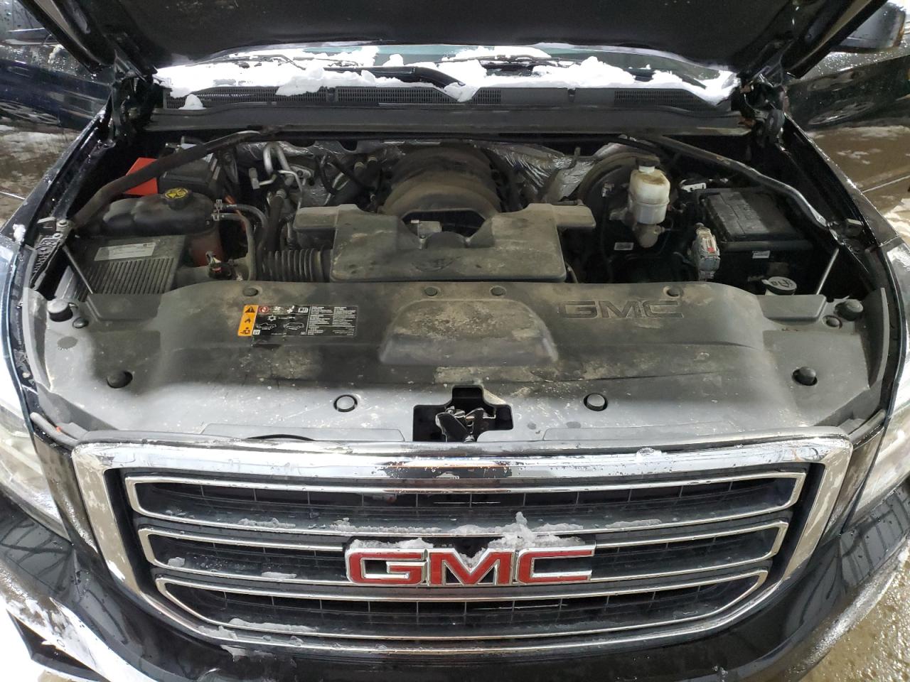 2018 GMC Yukon - Image 12