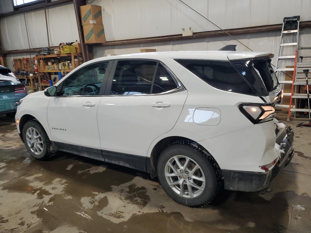 2023 Chevrolet Equinox - Image 2