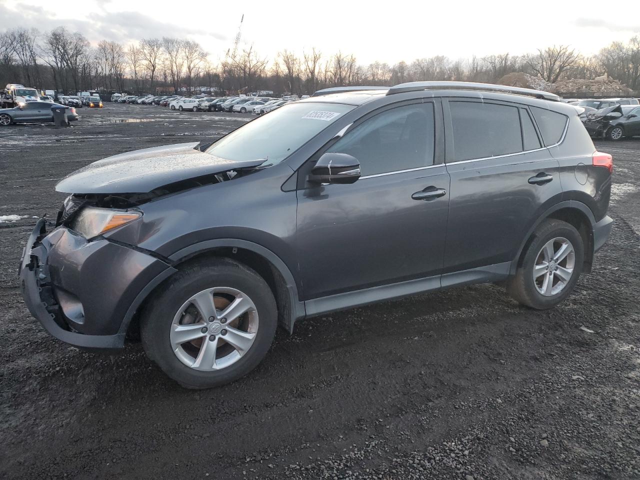 VIN 2T3RFREVXDW027982 2013 TOYOTA RAV4 no.1