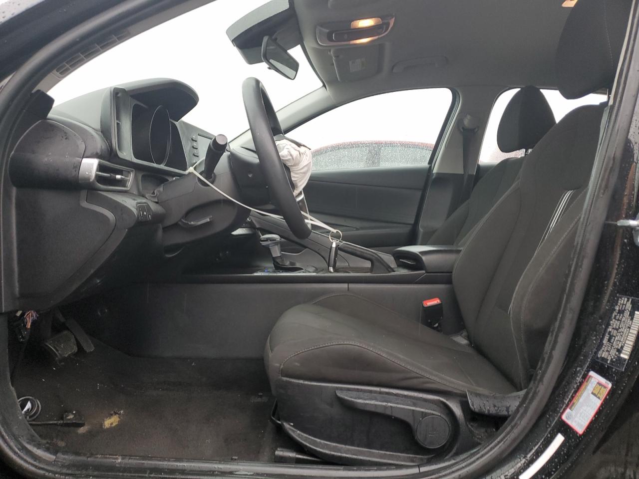 2021 Hyundai Elantra - Image 7