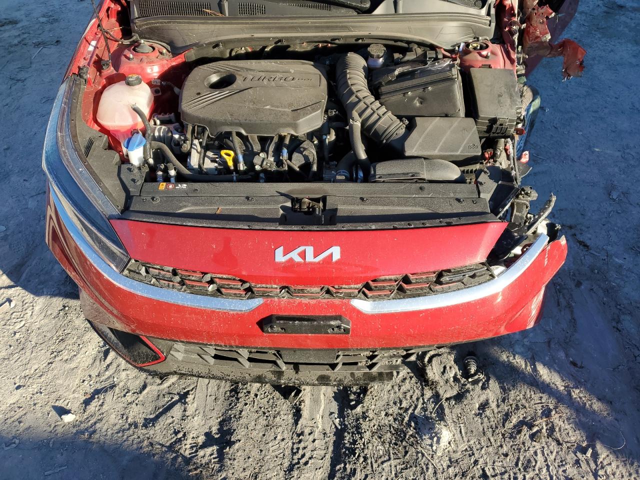 2023 Kia Forte - Image 11