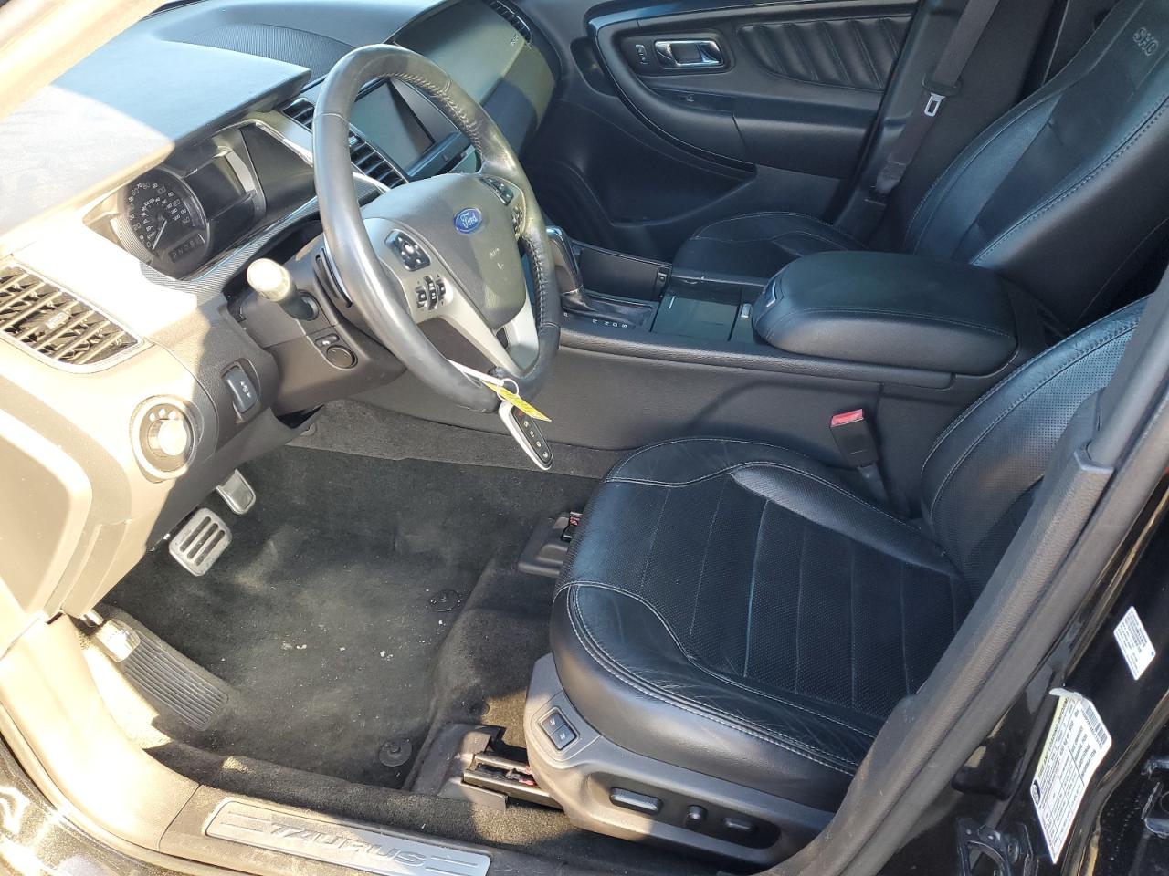 2014 Ford Taurus - Image 7