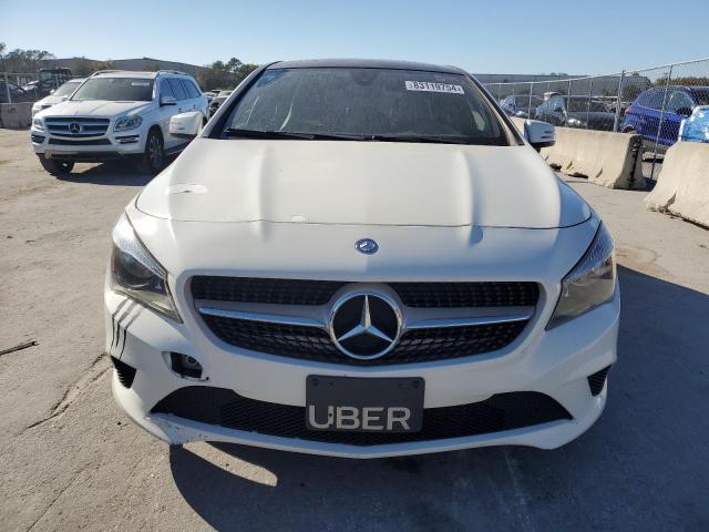 Sedans MERCEDES-BENZ CLA-CLASS 2016 White